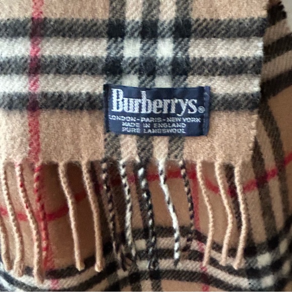 • Burberry’s Vintage Pure Lambswool Nova Check Plaid Fringed Scarf 56””x11” - Picture 5 of 9